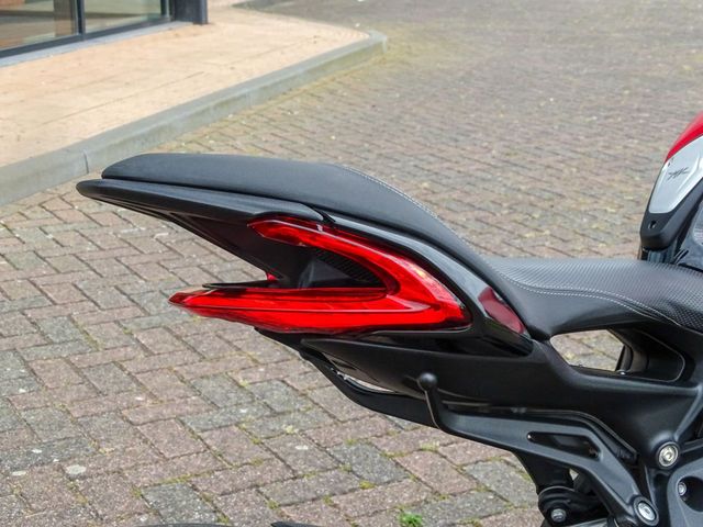 mv-agusta - brutale-800