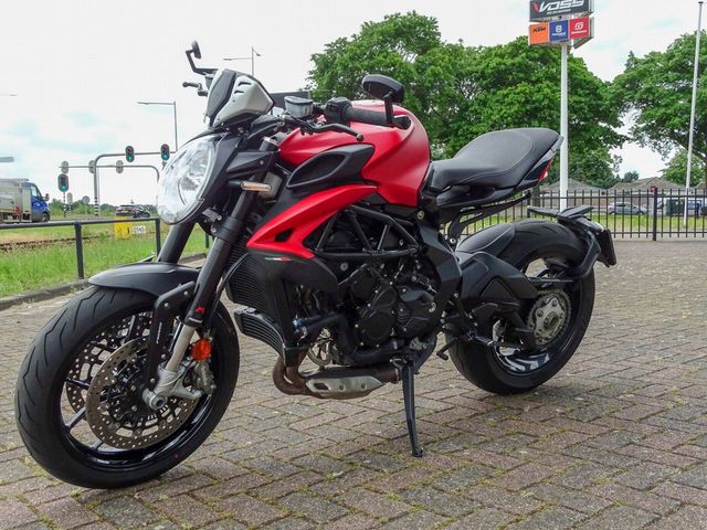 mv-agusta - brutale-800