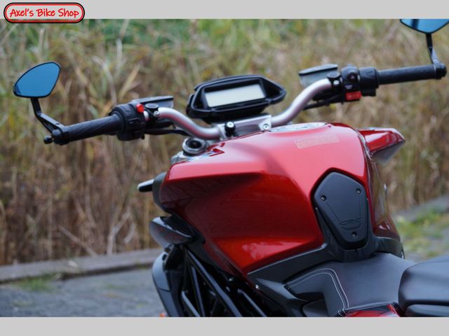 mv-agusta - brutale-800-rosso