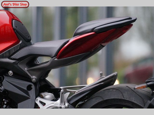 mv-agusta - brutale-800-rosso