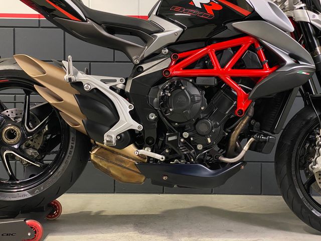 mv-agusta - brutale-800-rr