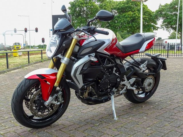 mv-agusta - brutale-800-rr