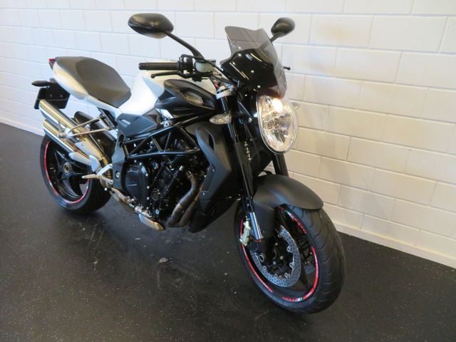 mv-agusta - brutale-920