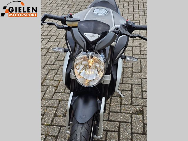 mv-agusta - dragster-800