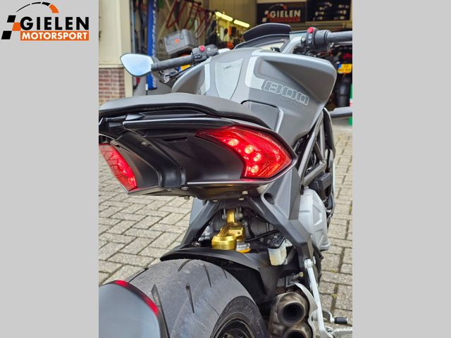 mv-agusta - dragster-800