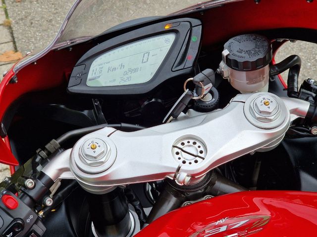 mv-agusta - f3-675