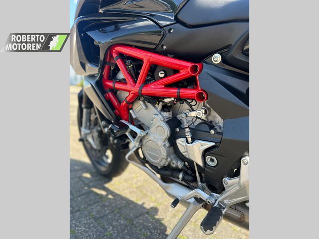 mv-agusta - rivale-800