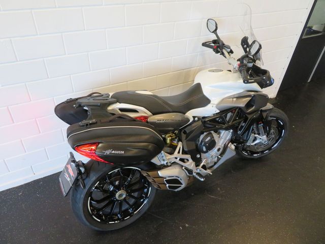 mv-agusta - stradale-800