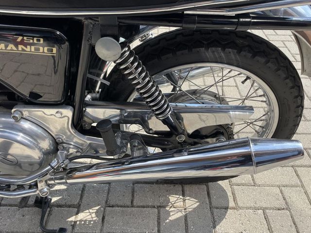 norton - commando-750
