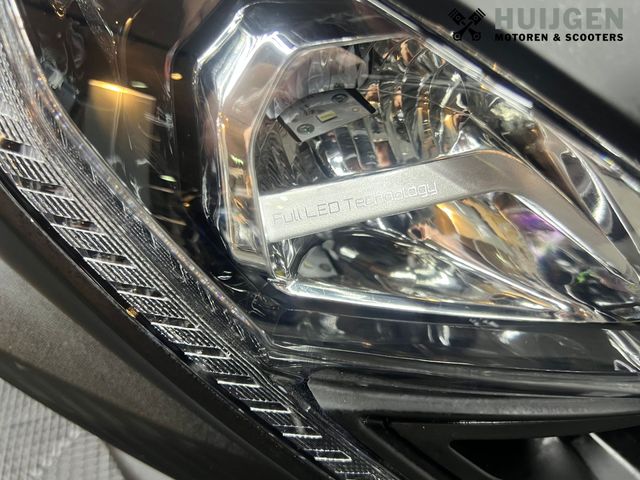 peugeot - metropolis-400