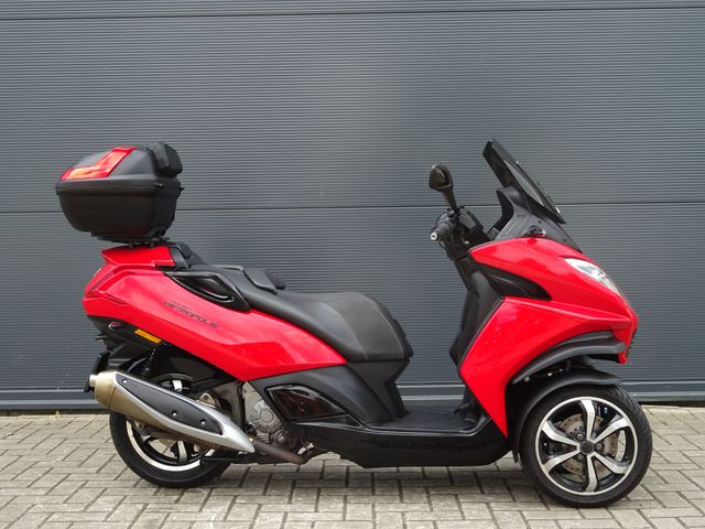 peugeot - metropolis-400