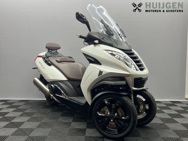 peugeot - metropolis-400