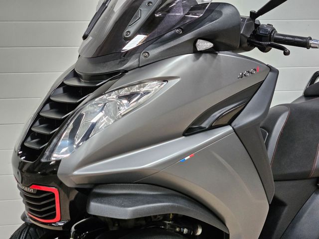 peugeot - metropolis-rs