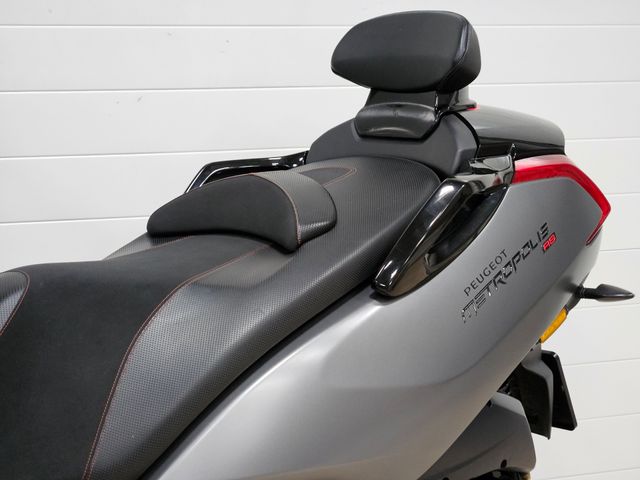 peugeot - metropolis-rs