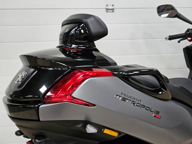 peugeot - metropolis-rs