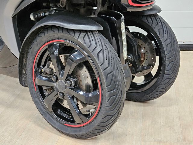 peugeot - metropolis-rs