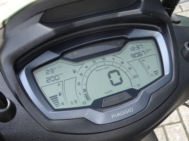 piaggio - beverly-400-s