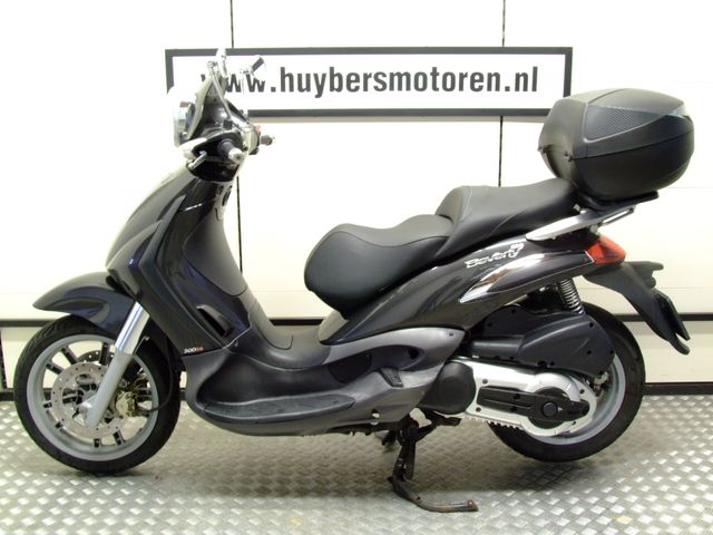 piaggio - beverly-500