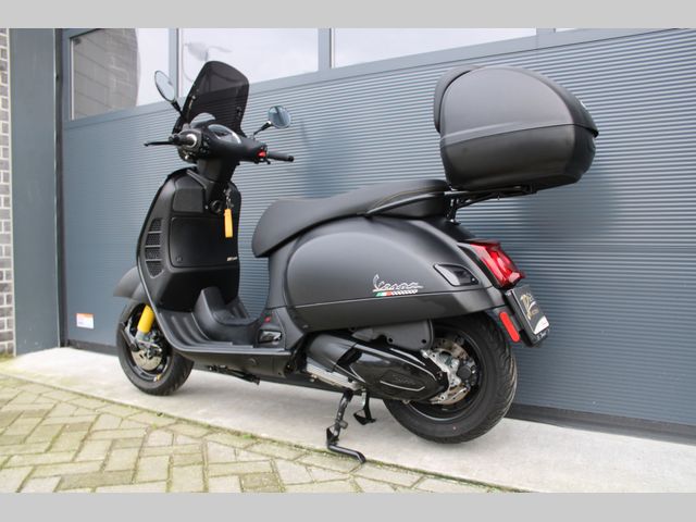 piaggio - gts-touring-300