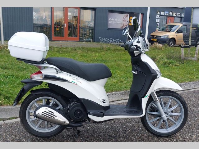 piaggio - liberty-125