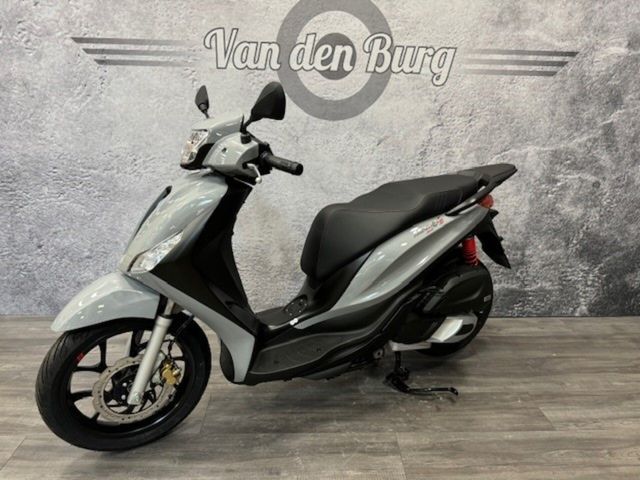 piaggio - medley-s-125-i-get