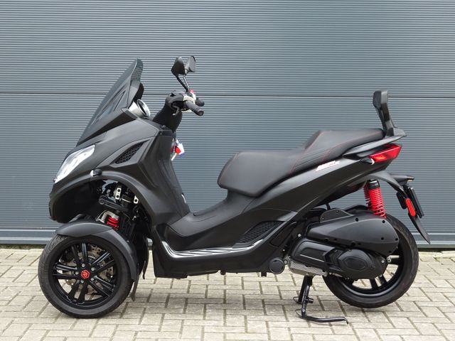 piaggio - mp3-300-hpe-sport
