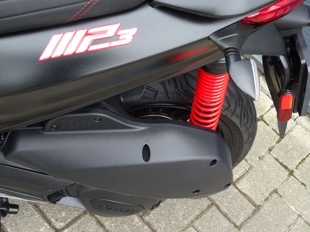 piaggio - mp3-300-hpe-sport