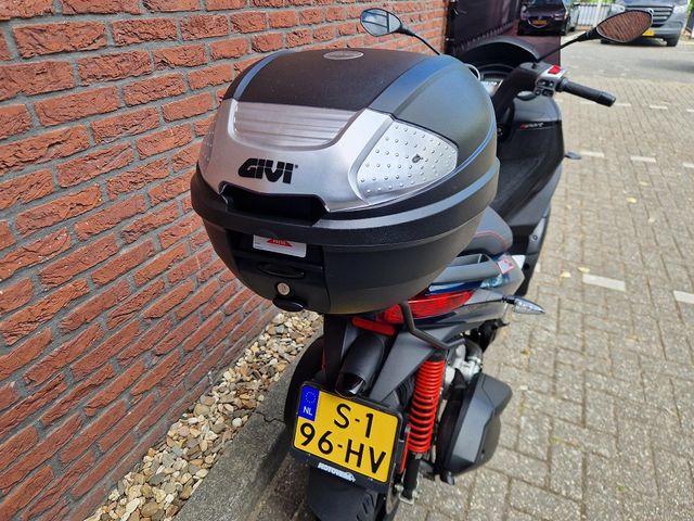 piaggio - mp3-300-hpe-sport