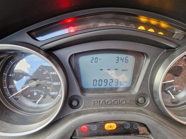 piaggio - mp3-300-hpe-sport