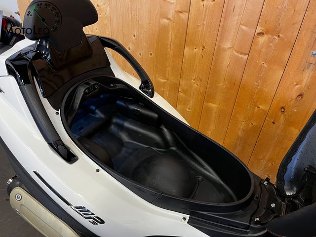 piaggio - mp3-300-lt