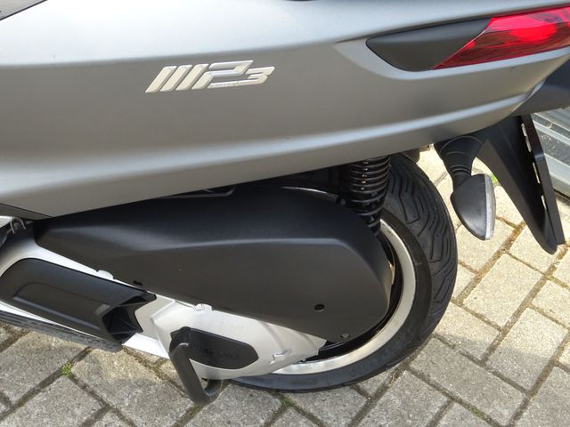 piaggio - mp3-300-lt