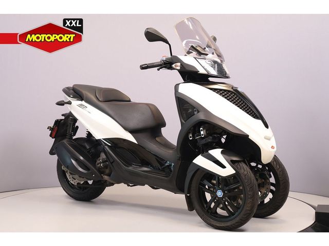 piaggio - mp3-300-yourban