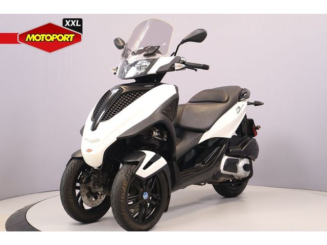 piaggio - mp3-300-yourban