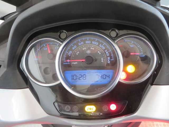 piaggio - mp3-300-yourban