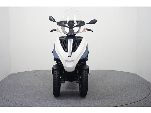 piaggio - mp3-300-yourban