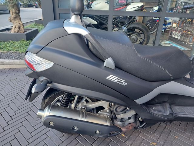 piaggio - mp3-400