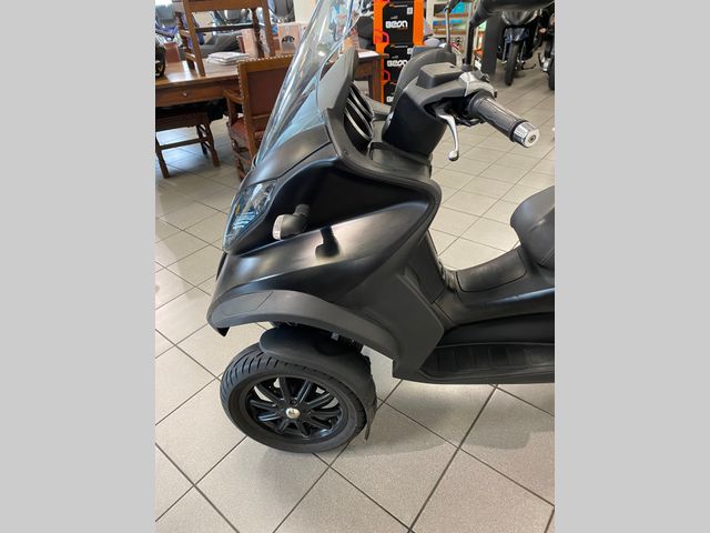 piaggio - mp3-400-lt