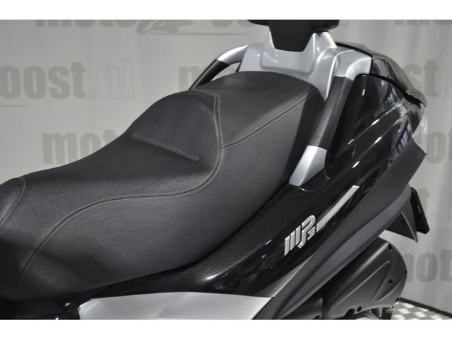 piaggio - mp3-400-rl