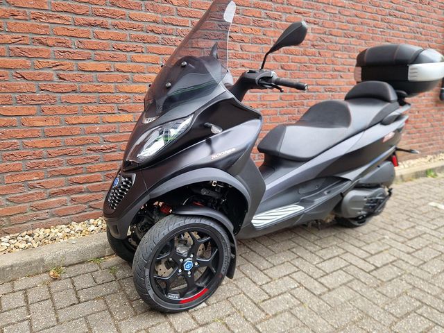 piaggio - mp3-500-hpe-sport-abs-asr