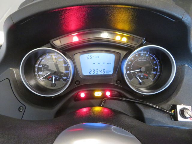 piaggio - mp3-500-lt