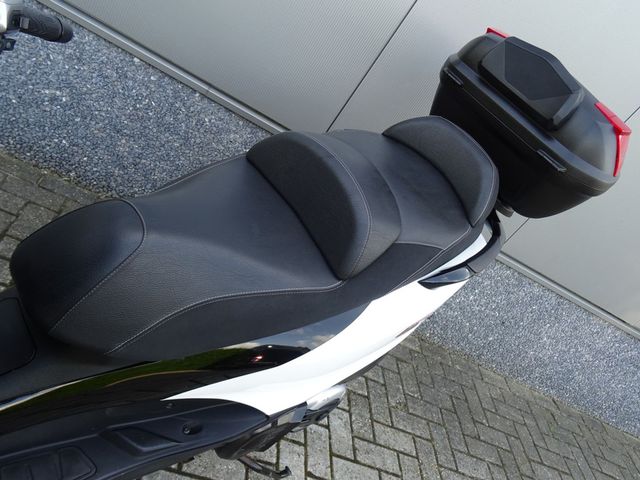 piaggio - mp3-500-lt