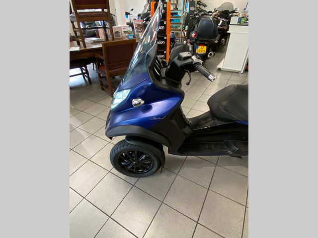 piaggio - mp3-500-lt-sport