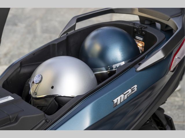 piaggio - mp3-500-lt-sport