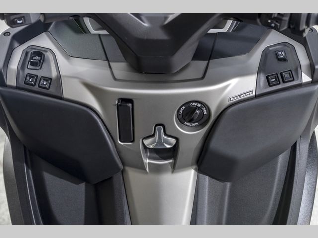 piaggio - mp3-500-lt-sport