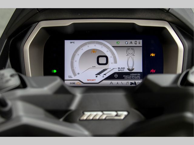 piaggio - mp3-500-lt-sport