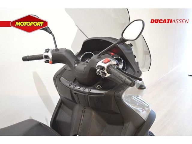 piaggio - mp3-500-lt-sport