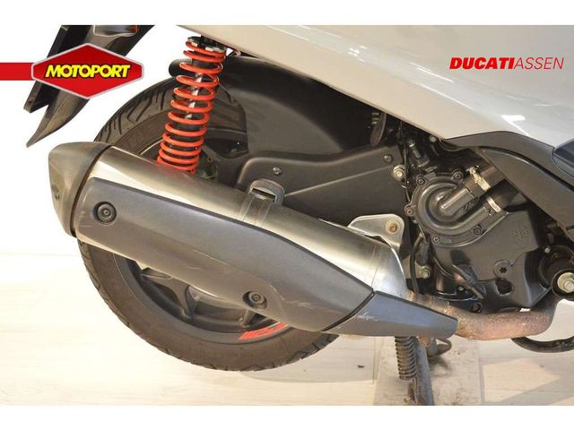 piaggio - mp3-500-lt-sport