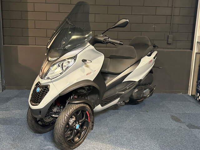 piaggio - mp3-500-sport-hpe-abs-asr