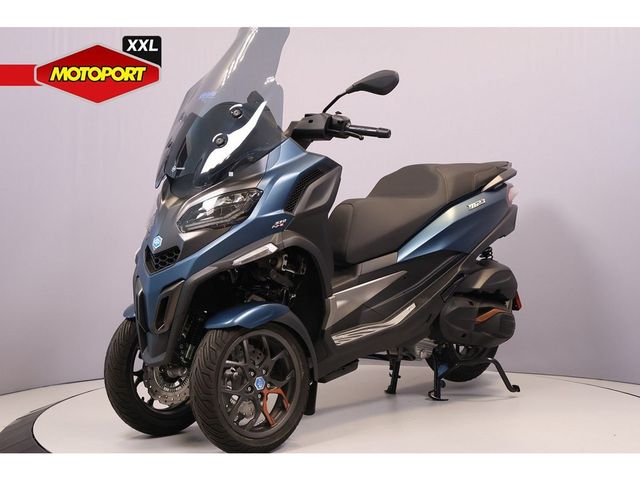 piaggio - mp3-530-hpe-advance-exlusive