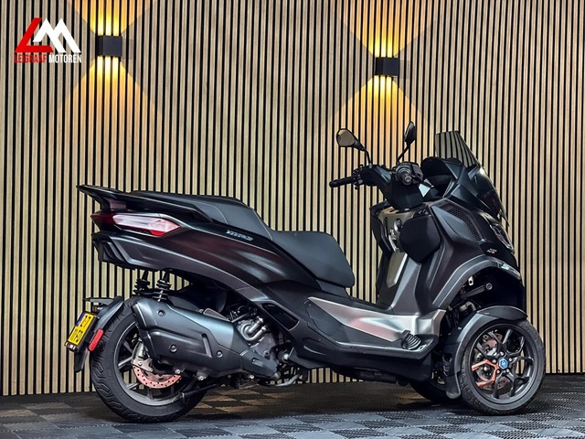 piaggio - mp3-530-hpe-advance-exlusive